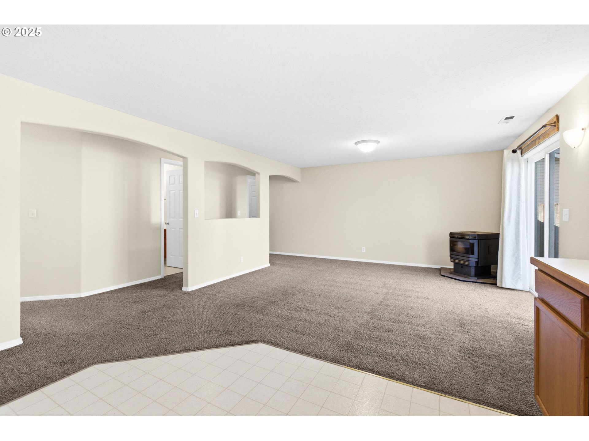 3818 Longridge Drive Springfield, OR 97478 - Photo 14 of 42