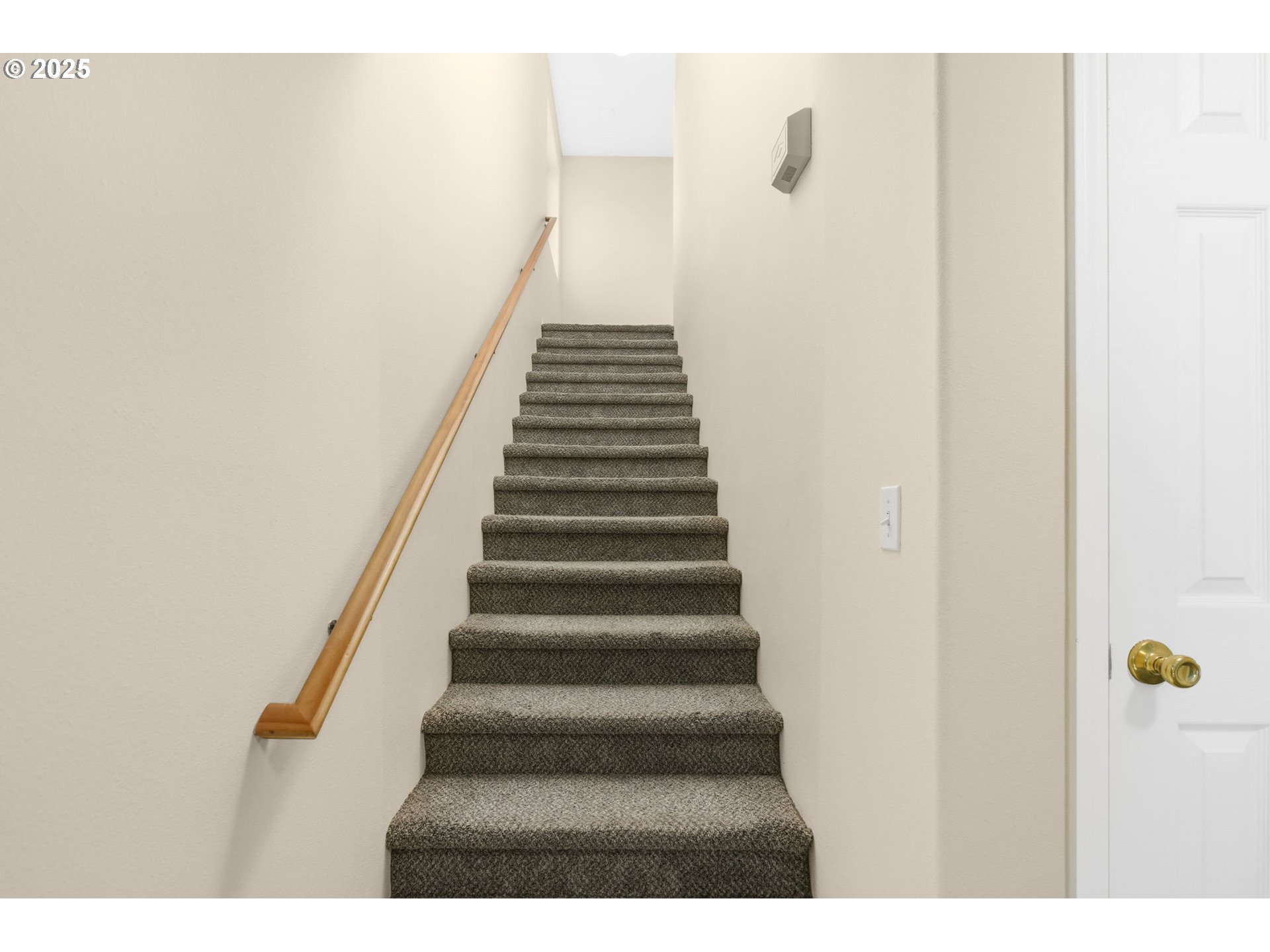 3818 Longridge Drive Springfield, OR 97478 - Photo 23 of 42