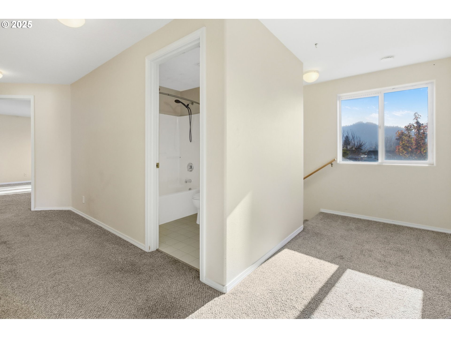 3818 Longridge Drive Springfield, OR 97478 - Photo 24 of 42