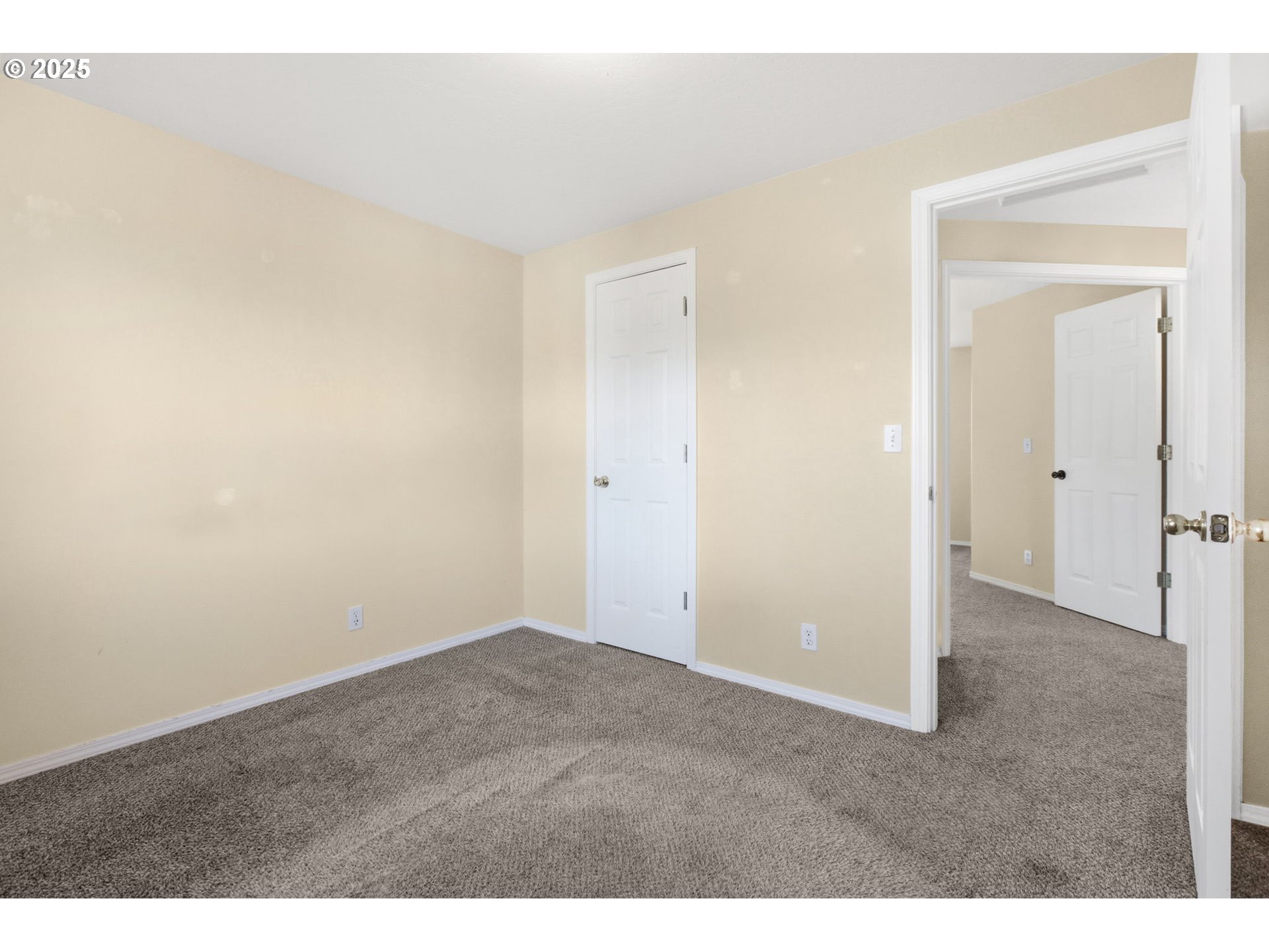 3818 Longridge Drive Springfield, OR 97478 - Photo 33 of 42