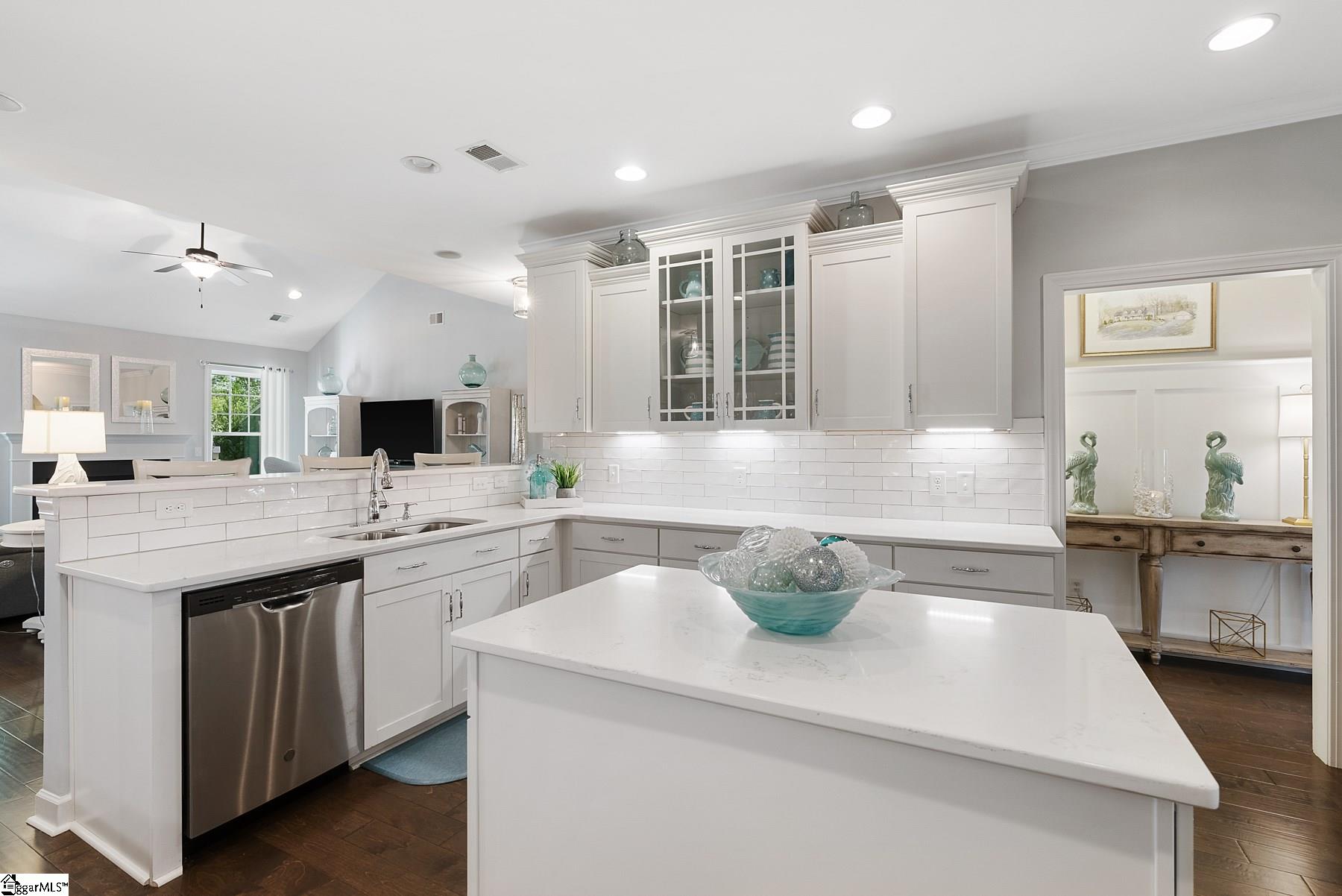9 Guernsey Way Fountain Inn, SC 29644 - Photo 15 of 36 Gallery Image 15