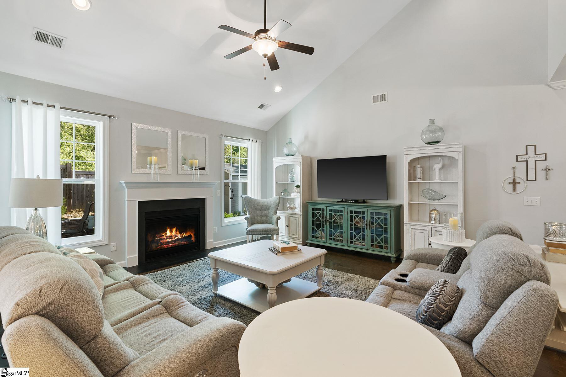 9 Guernsey Way Fountain Inn, SC 29644 - Photo 6 of 36 Gallery Image 6