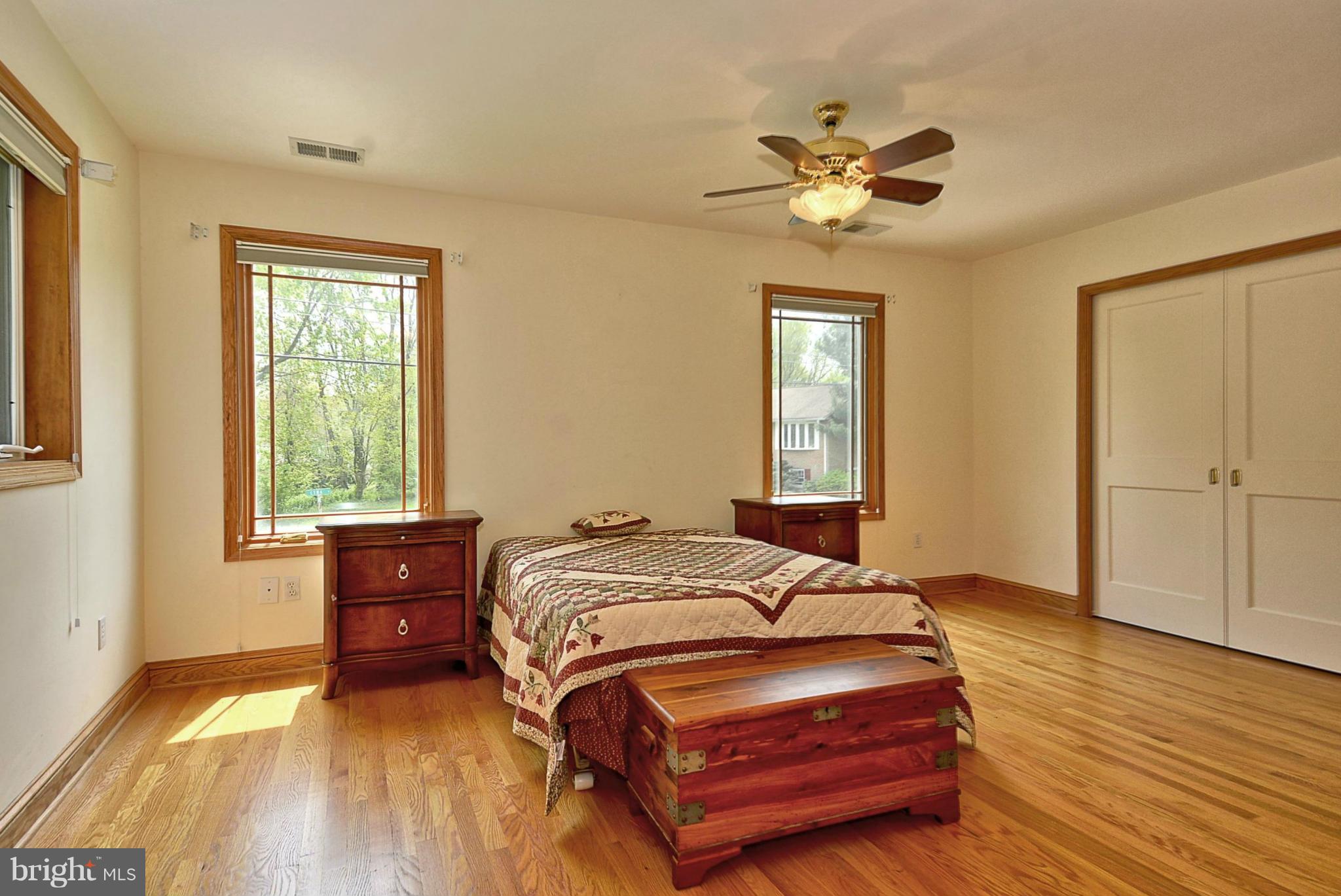 10501 Cascade Place Silver Spring, MD 20902 - Photo 10 of 28 Bedroom (Master)