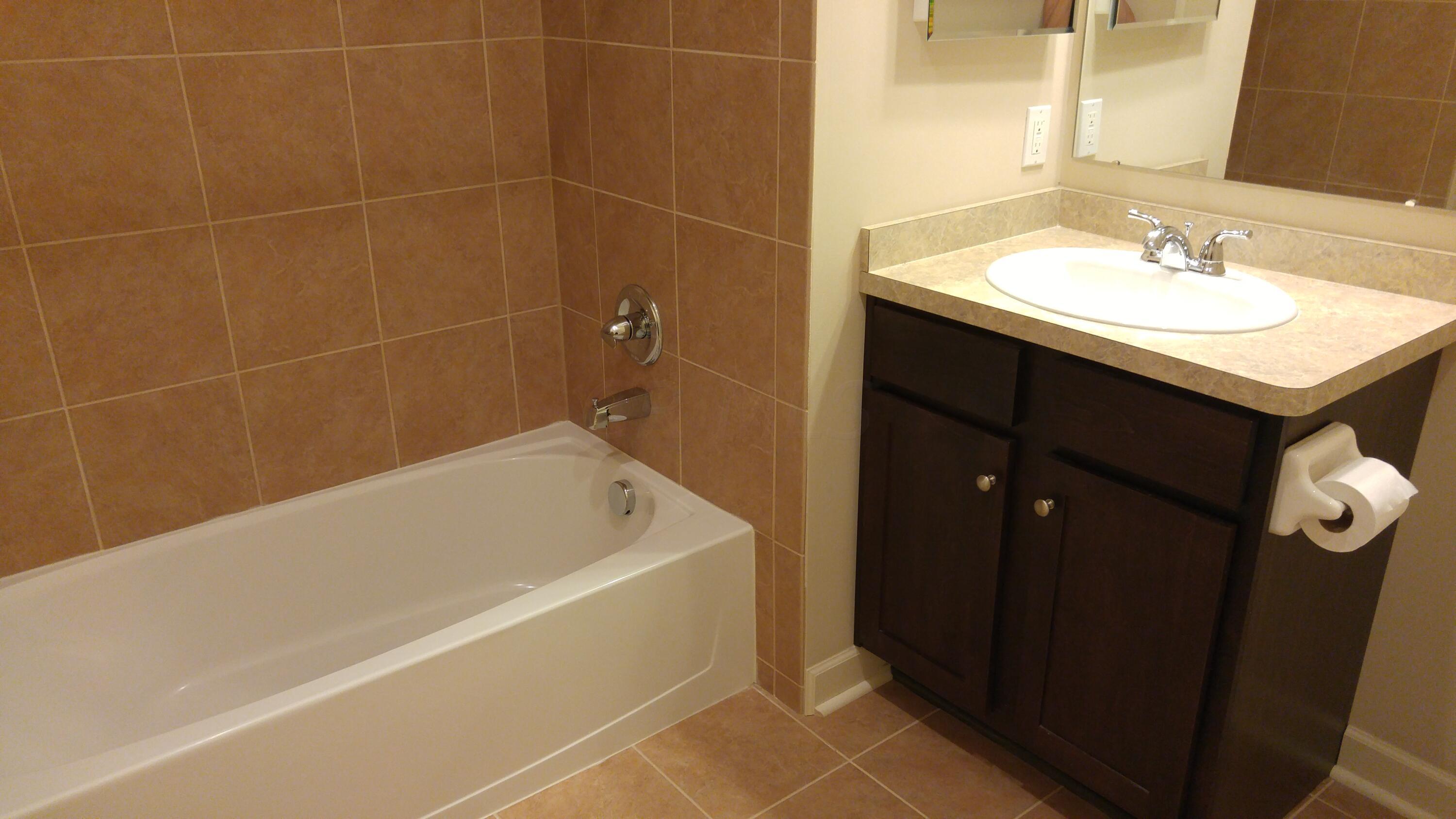 805 Proprietors Road, Unit 204 Columbus, OH 43085 - Photo 11 of 16