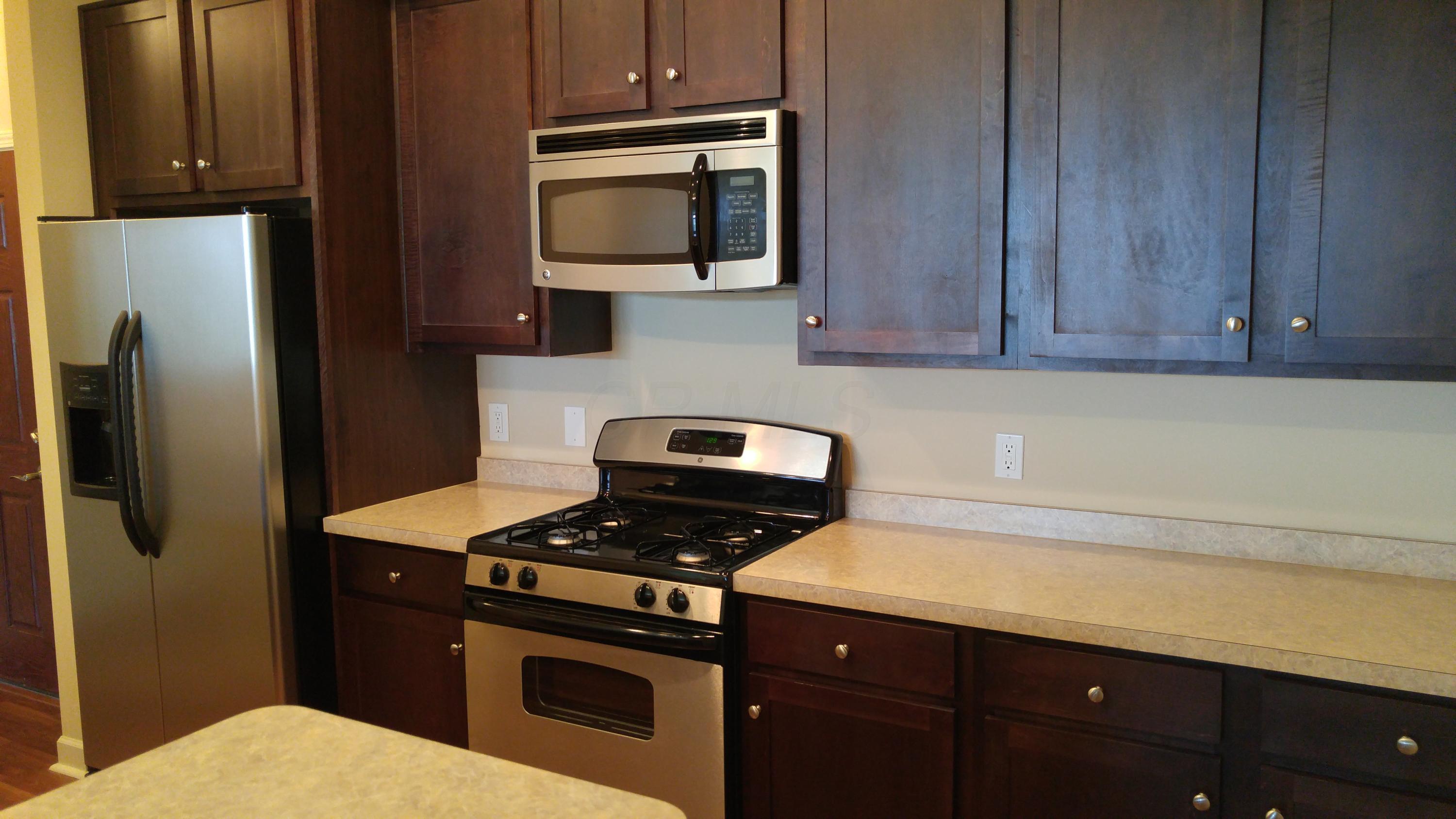 805 Proprietors Road, Unit 204 Columbus, OH 43085 - Photo 2 of 16