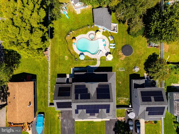 $799,000 | 7418 Chesapeake Road, Baltimore, MD 21220