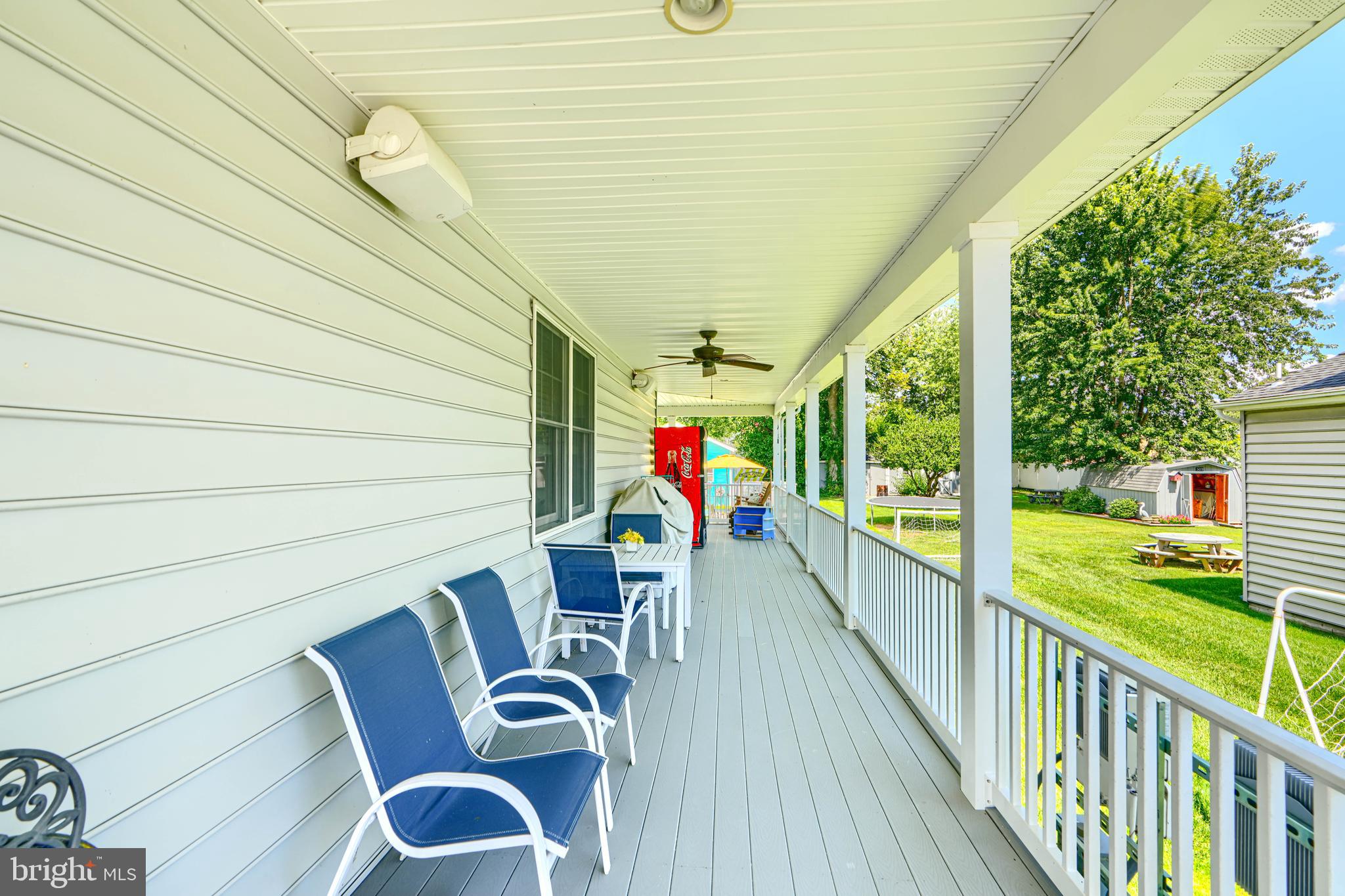 7418 Chesapeake Road Baltimore, MD 21220 - Photo 3 of 18