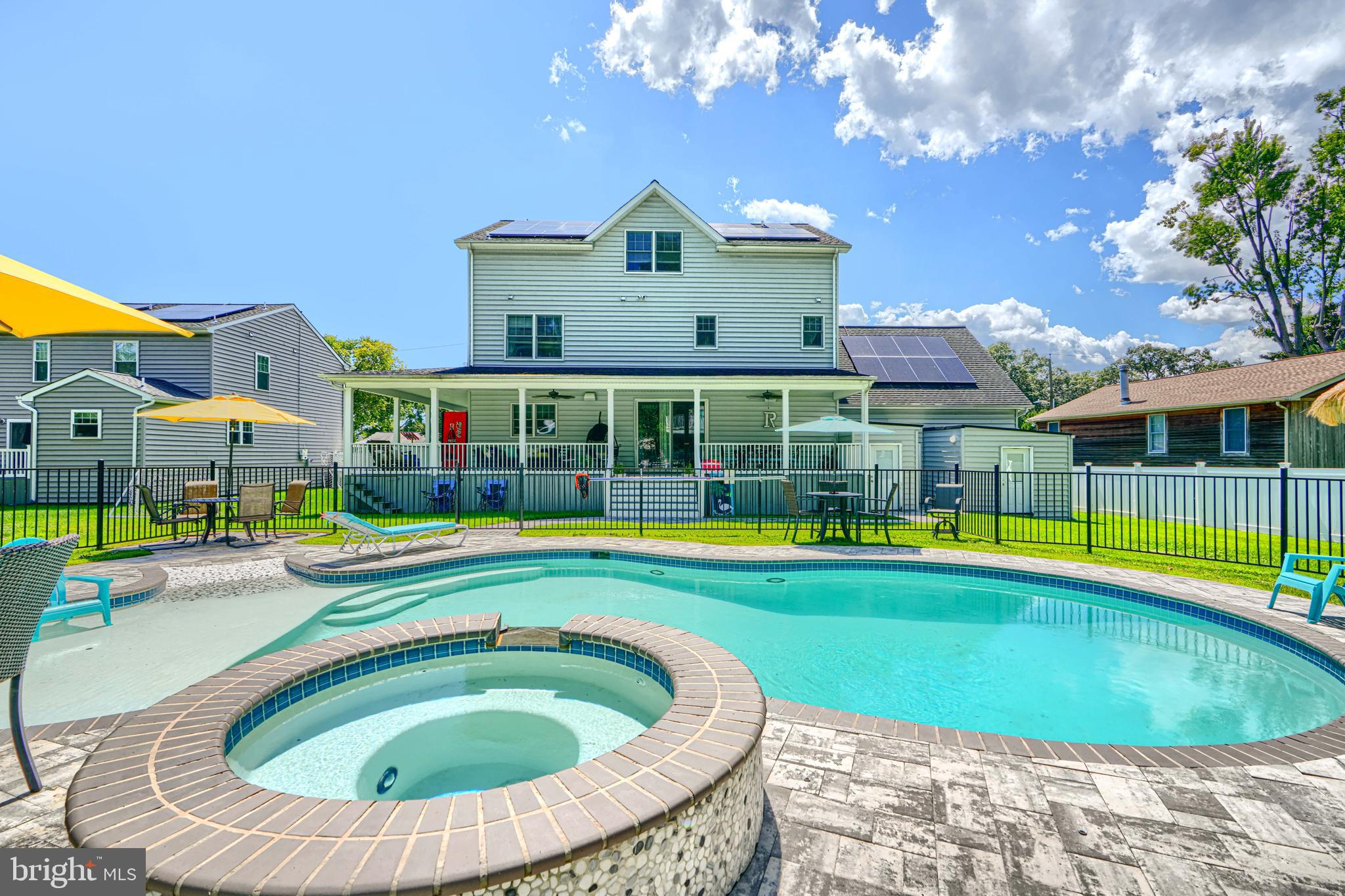 7418 Chesapeake Road Baltimore, MD 21220 - Photo 10 of 18