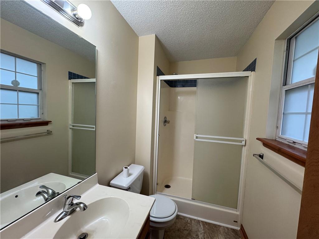 1608 North Lazy Branch Road Independence, MO 64058 - Photo 6 of 9