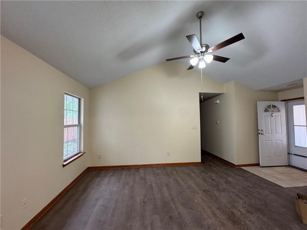 1608 North Lazy Branch Road Independence, MO 64058 - Photo 7 of 9