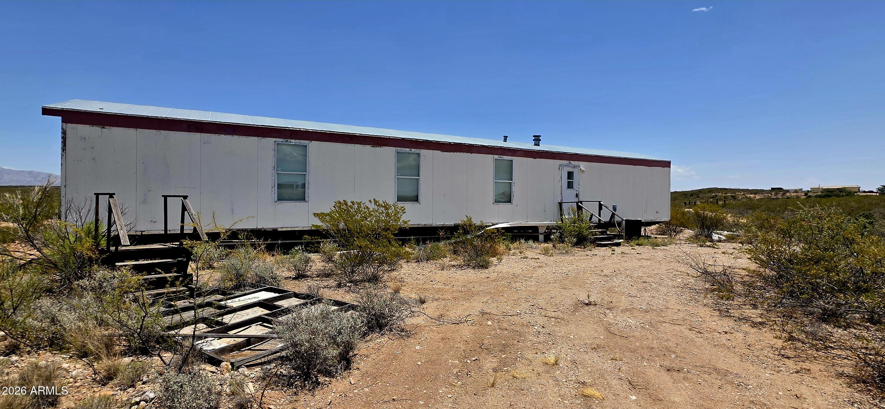 1913 North Roxie Road Tombstone, AZ 85638 - Photo 3 of 17