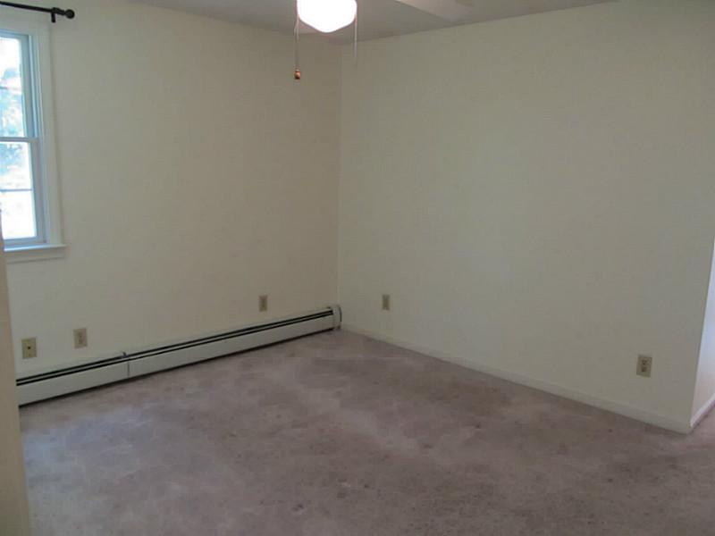 36 Salisbury Road Glocester, RI 02814 - Photo 7 of 14 Interior Space/Layout.
