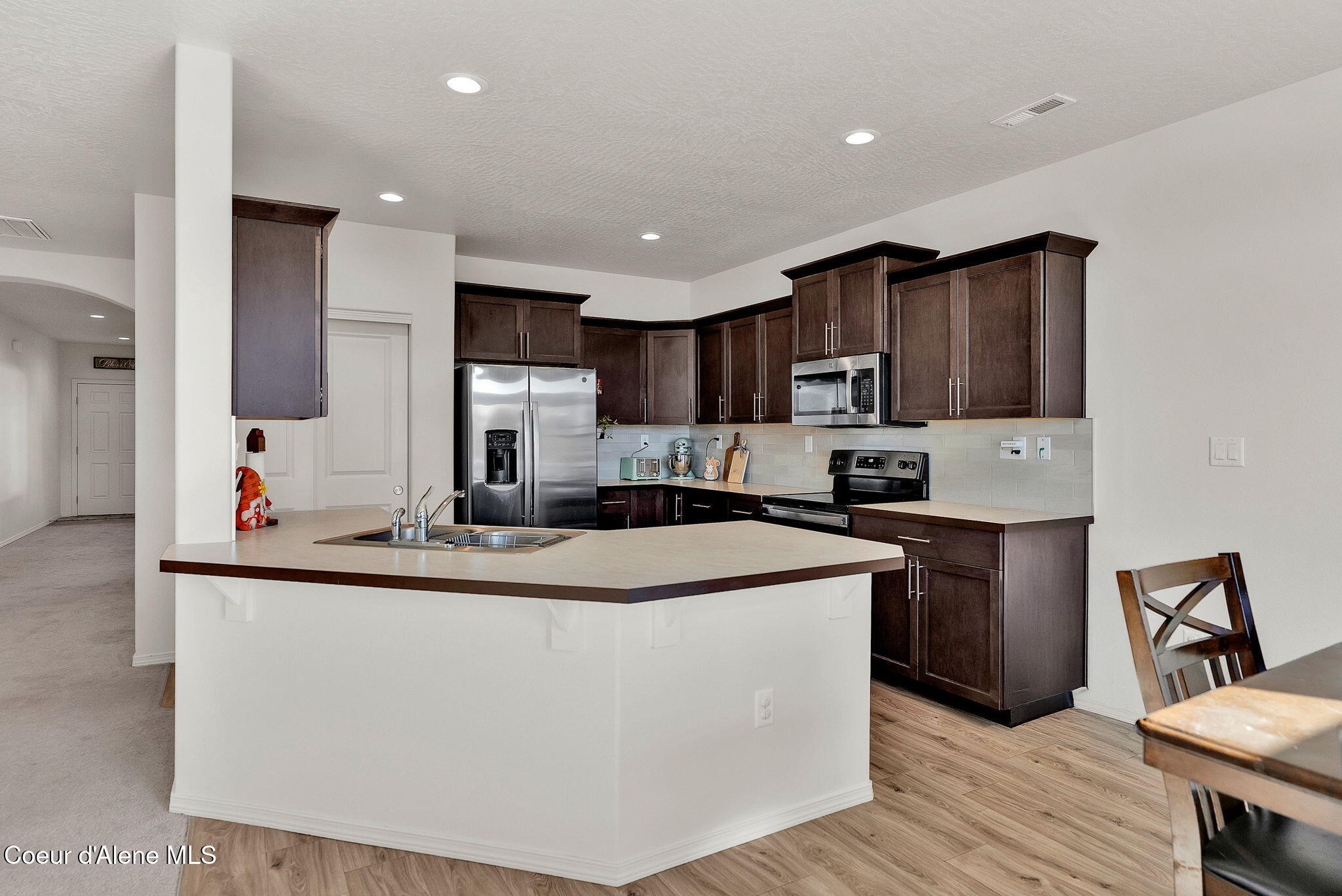 16167 North Hadley Loop Rathdrum, ID 83858 - Photo 3 of 46 Kitchen