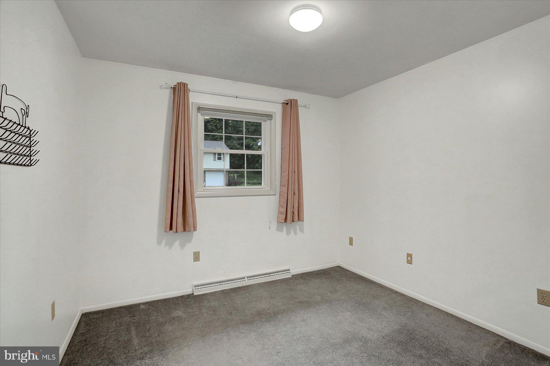 424 Lamp Post Lane Camp Hill, PA 17011 - Photo 17 of 32 Gallery Image 17