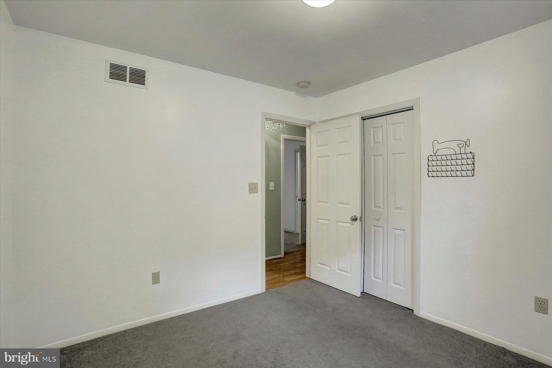 424 Lamp Post Lane Camp Hill, PA 17011 - Photo 19 of 32 Gallery Image 19