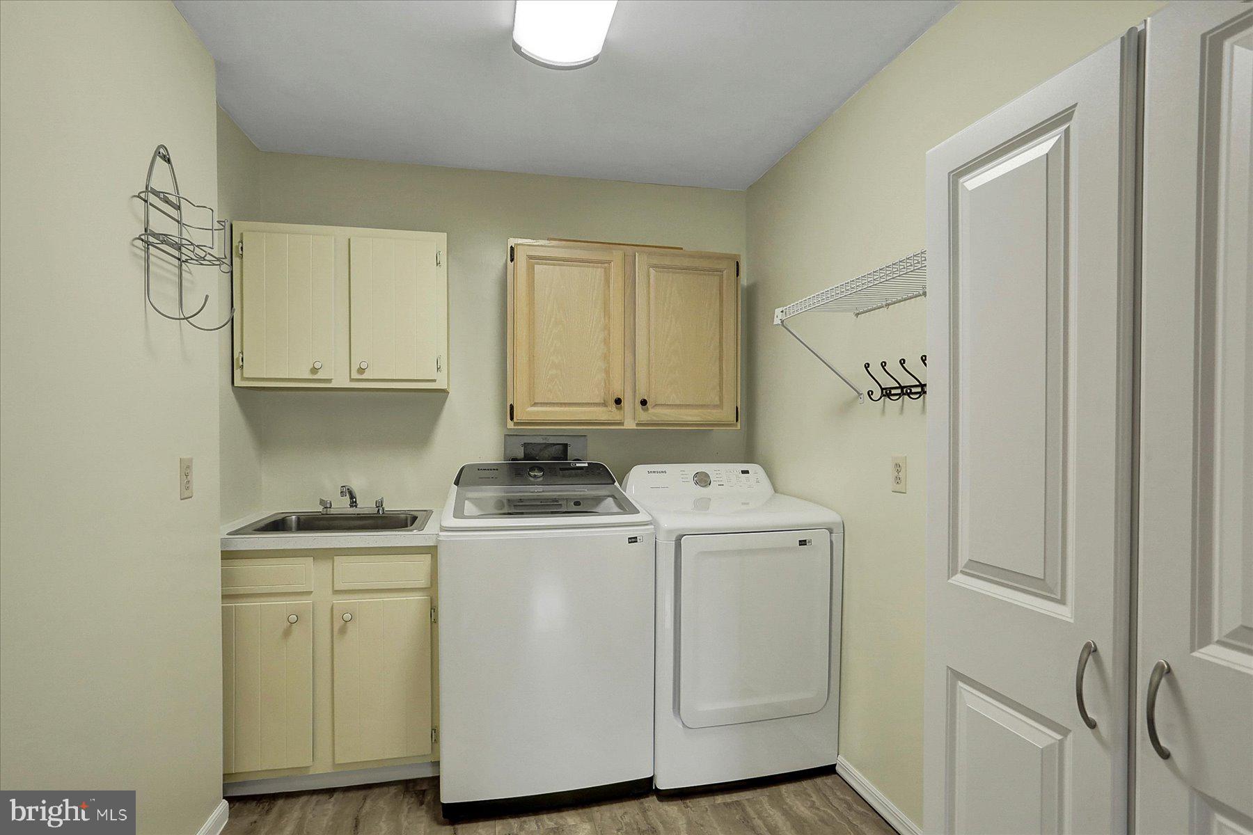 424 Lamp Post Lane Camp Hill, PA 17011 - Photo 24 of 32 Gallery Image 24