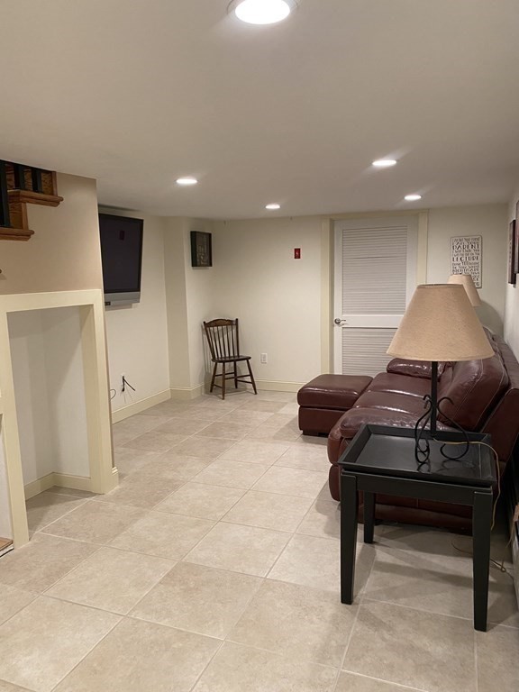 57 Bigelow Road Lancaster, MA 01523 - Photo 25 of 40