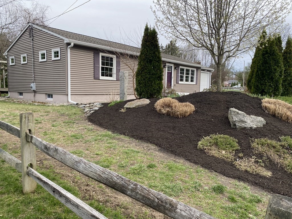 57 Bigelow Road Lancaster, MA 01523 - Photo 3 of 40