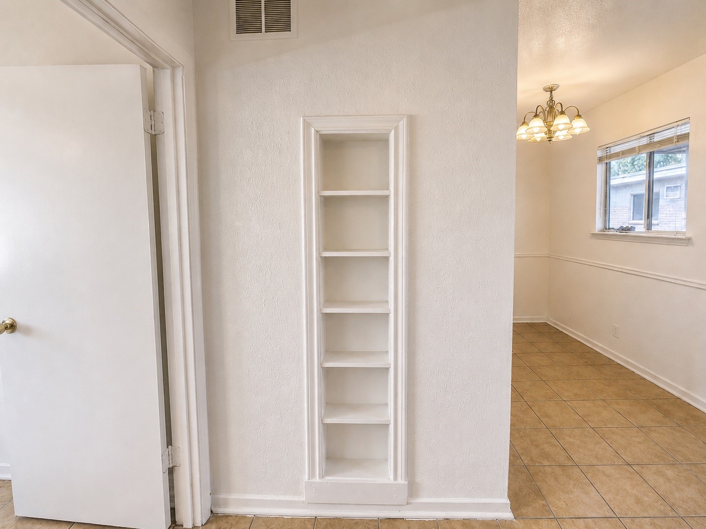3906 Video Street, Unit F Dickinson, TX 77539 - Photo 10 of 16 Book Nook