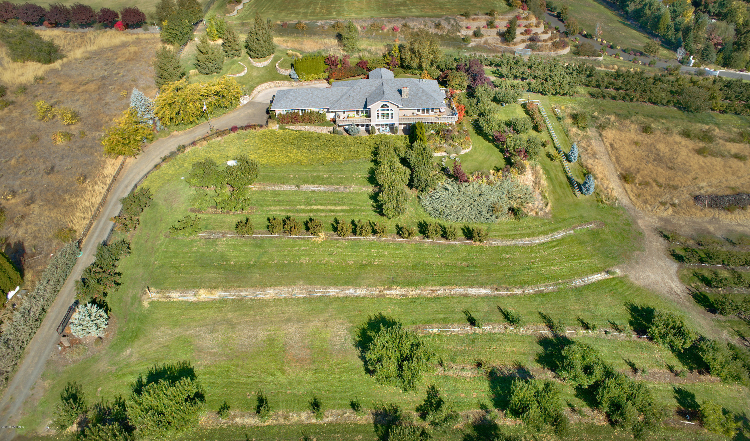 14771 Summitview Ext Road Yakima, WA 98908 - Photo 38 of 45 a view of a big yard with large trees