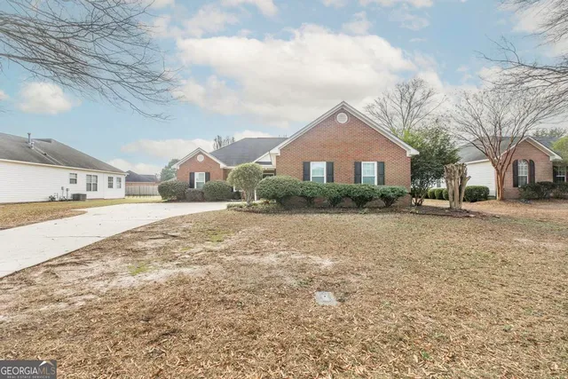 $230,000 | 122 Knights Bridge, Warner Robins, GA 31093