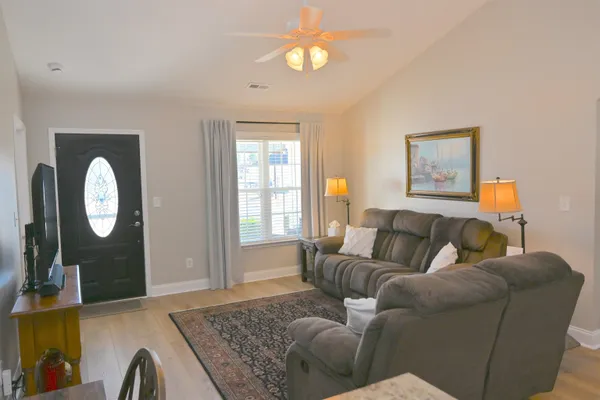 $269,000 | 233 Macarthur Drive, Conway, SC 29527