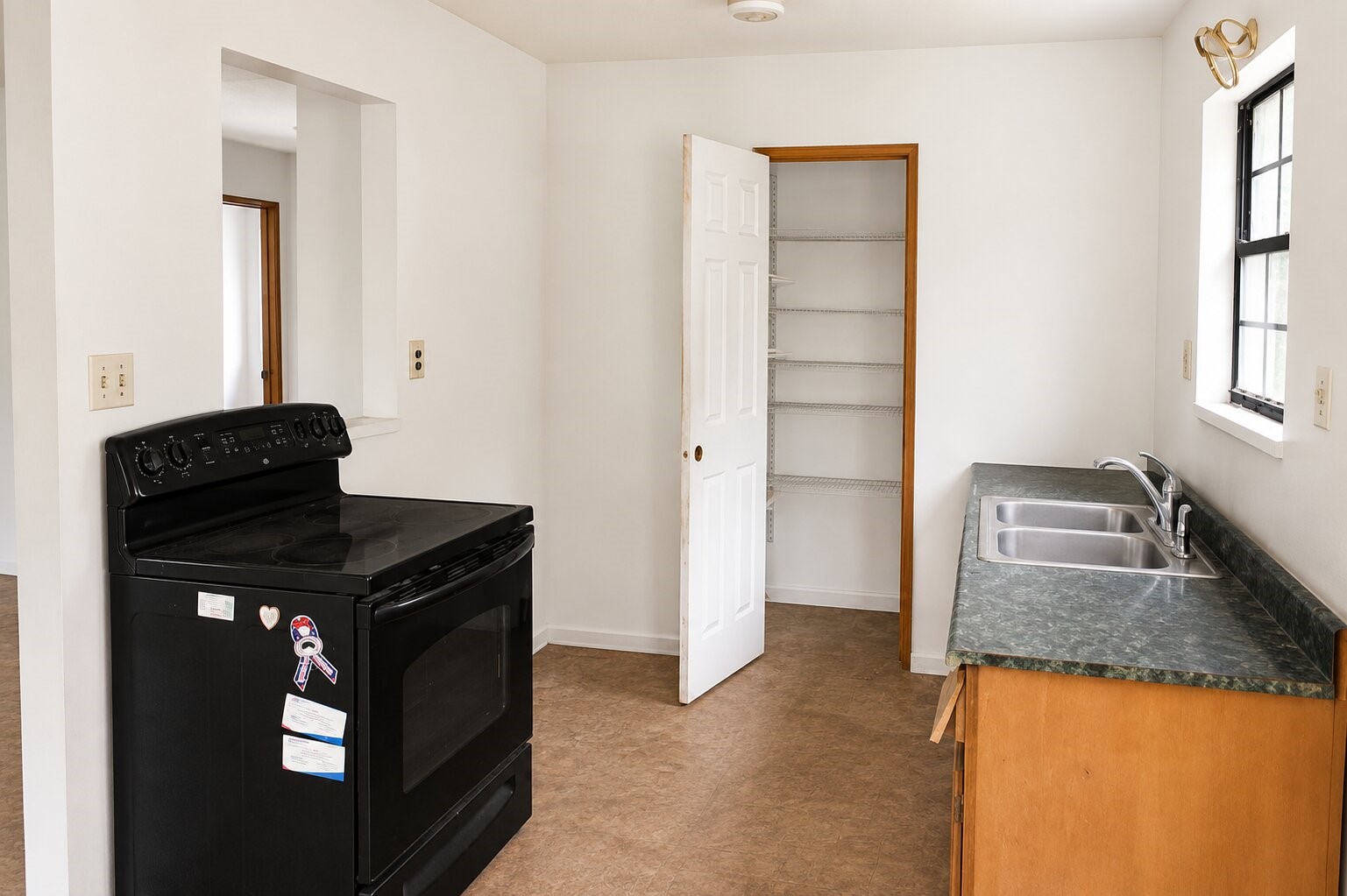 400 Tymel Road Cleveland, TX 77328 - Photo 11 of 37