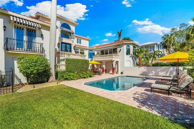 $3,795,000 | 1023 Tocobaga Lane, Sarasota, FL 34236