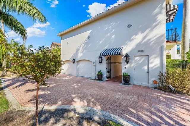 $3,795,000 | 1023 Tocobaga Lane, Sarasota, FL 34236