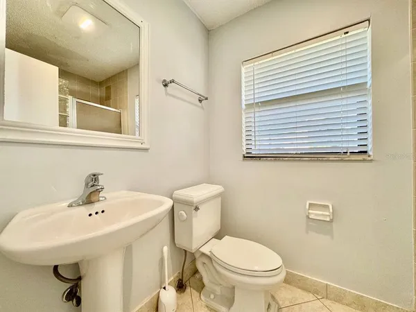 $3,250 | 4112 Beach Drive Southeast, St. Petersburg, FL 33705