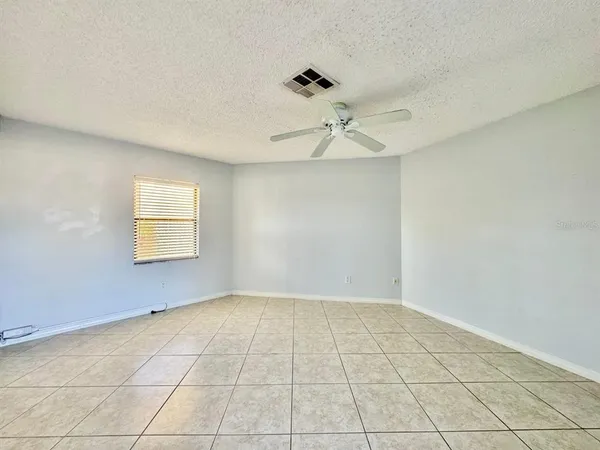 $3,250 | 4112 Beach Drive Southeast, St. Petersburg, FL 33705