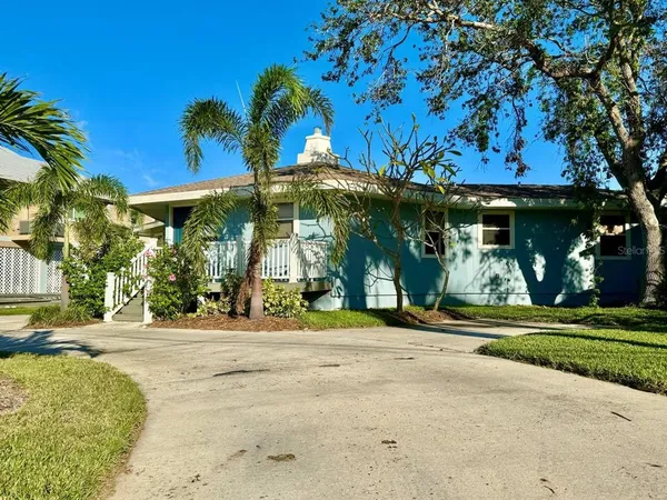 $3,250 | 4112 Beach Drive Southeast, St. Petersburg, FL 33705