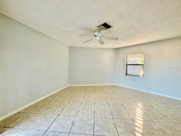 $3,250 | 4112 Beach Drive Southeast, St. Petersburg, FL 33705