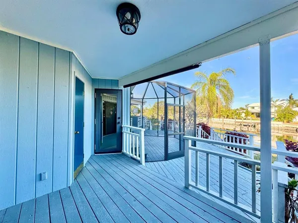 $3,250 | 4112 Beach Drive Southeast, St. Petersburg, FL 33705