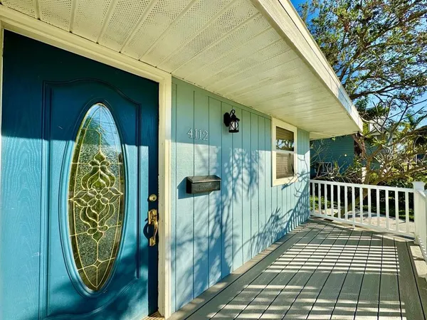 $3,250 | 4112 Beach Drive Southeast, St. Petersburg, FL 33705