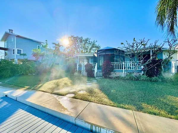 $3,250 | 4112 Beach Drive Southeast, St. Petersburg, FL 33705