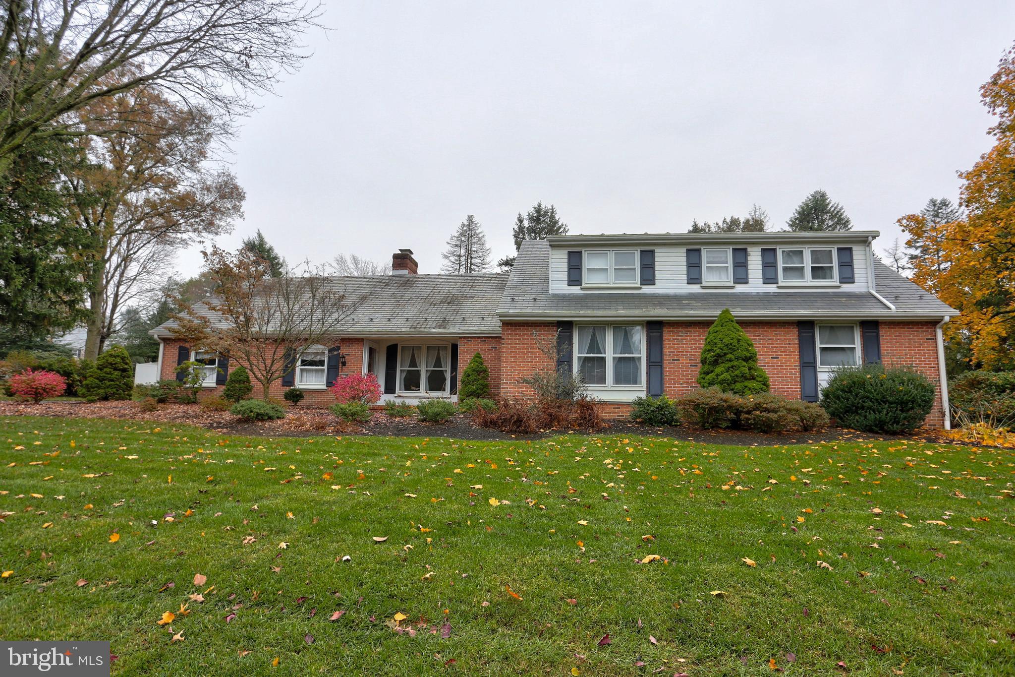 1128 Colonial Road Lancaster, PA 17603 - Photo 1 of 39 Gallery Image 1