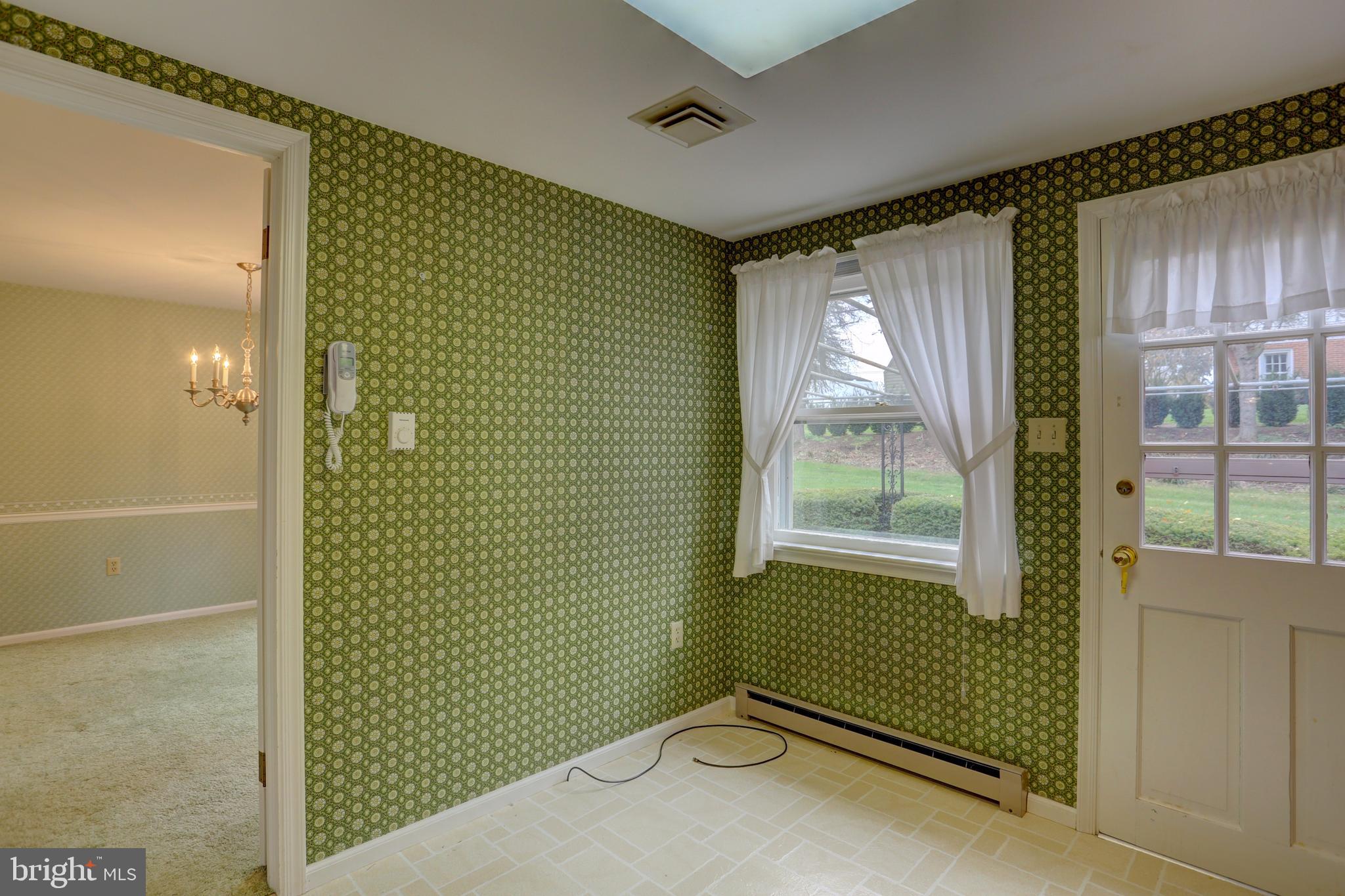 1128 Colonial Road Lancaster, PA 17603 - Photo 22 of 39 Gallery Image 22