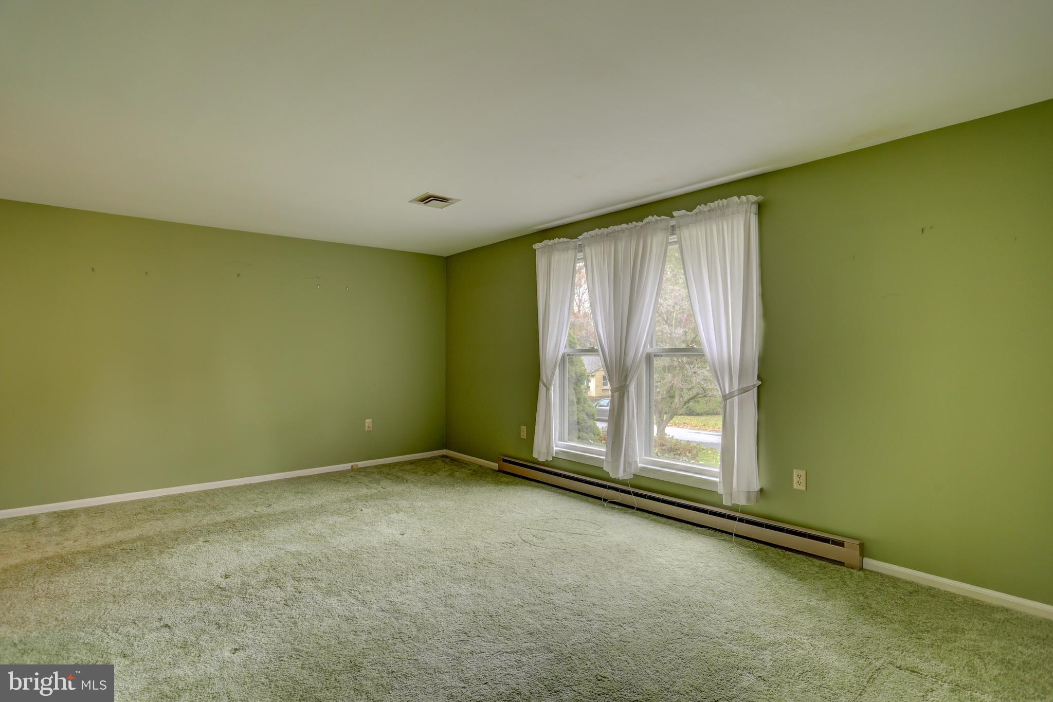 1128 Colonial Road Lancaster, PA 17603 - Photo 28 of 39 Gallery Image 28