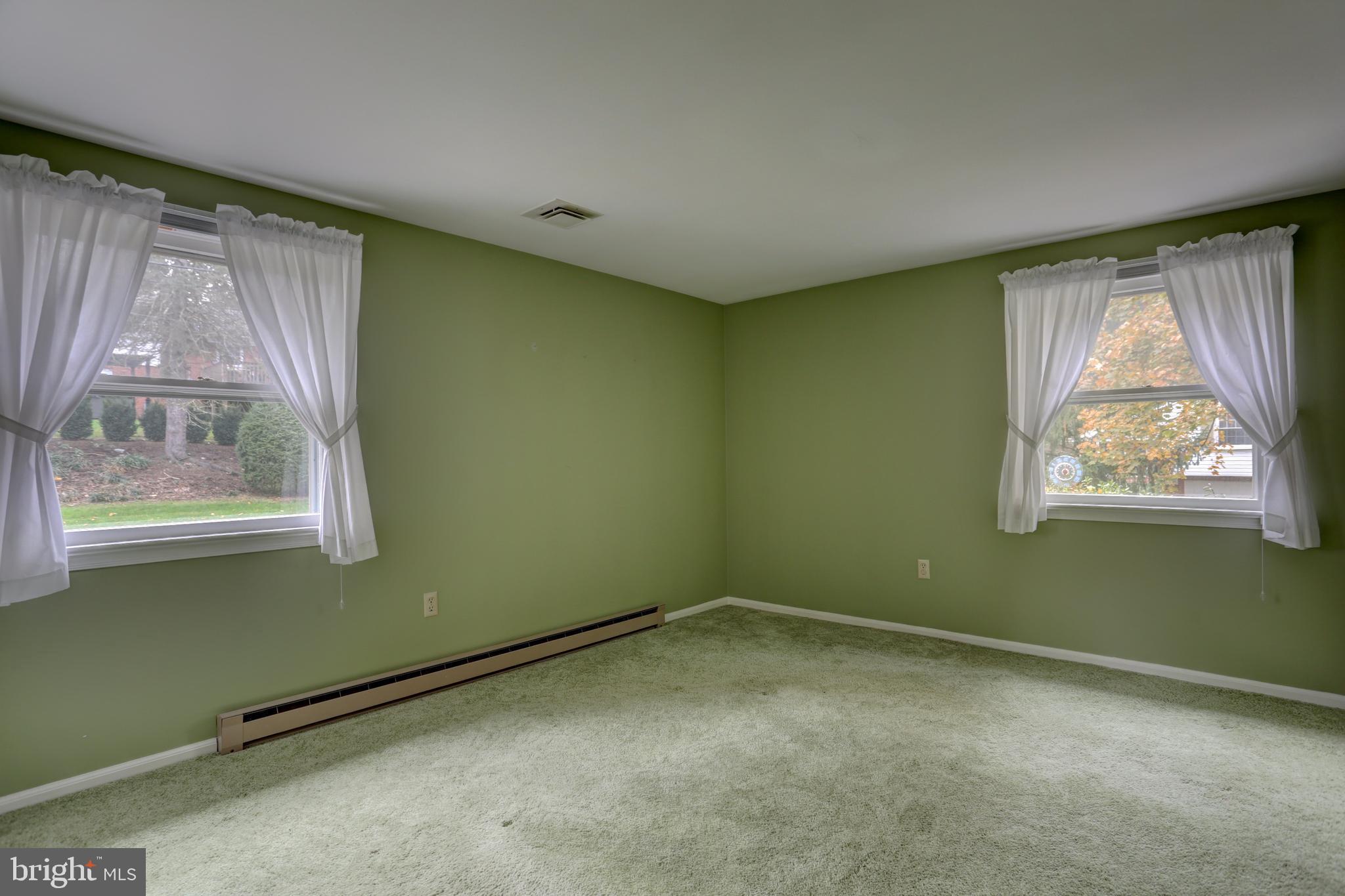 1128 Colonial Road Lancaster, PA 17603 - Photo 29 of 39 Gallery Image 29