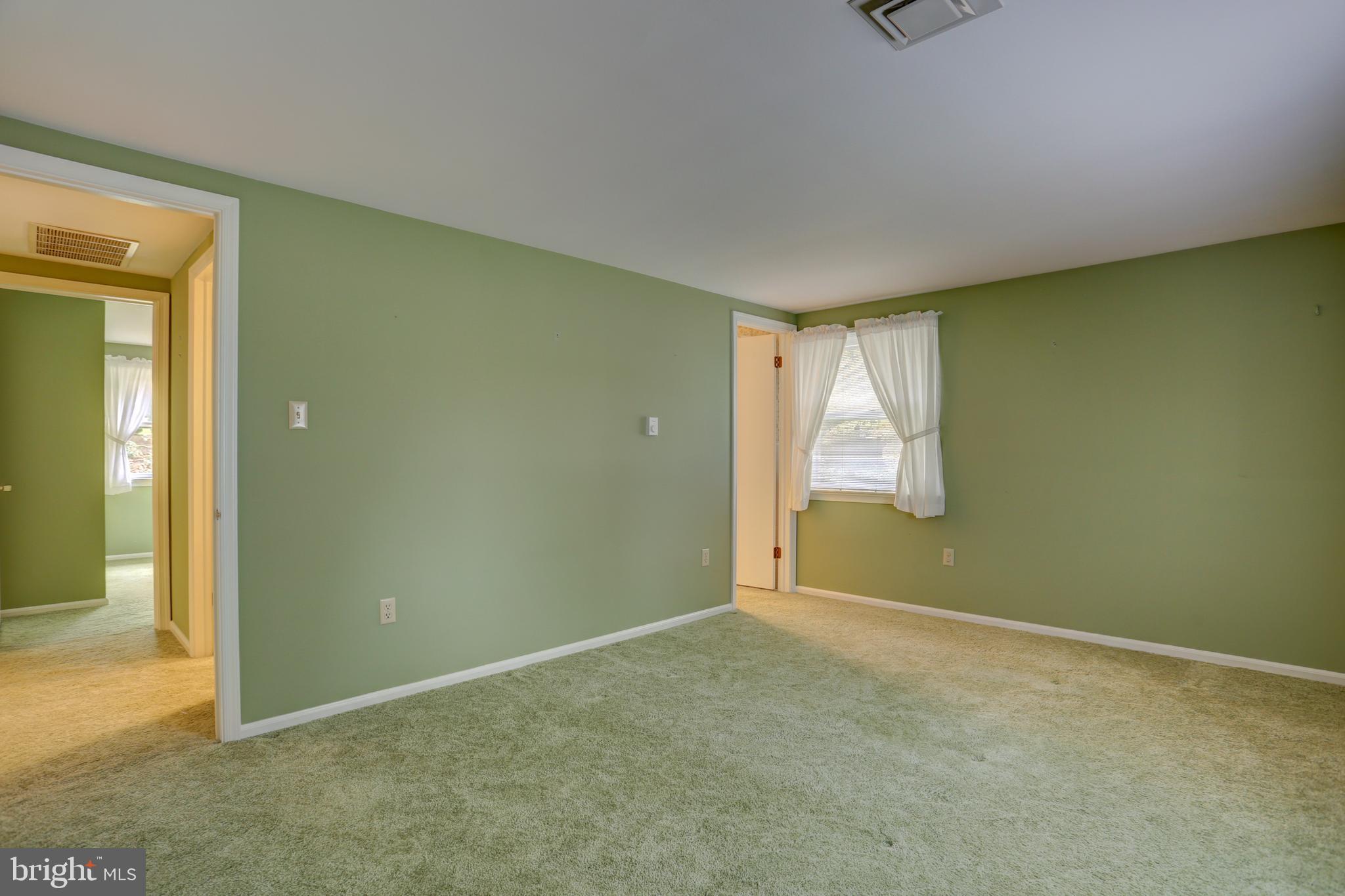 1128 Colonial Road Lancaster, PA 17603 - Photo 33 of 39 Gallery Image 33