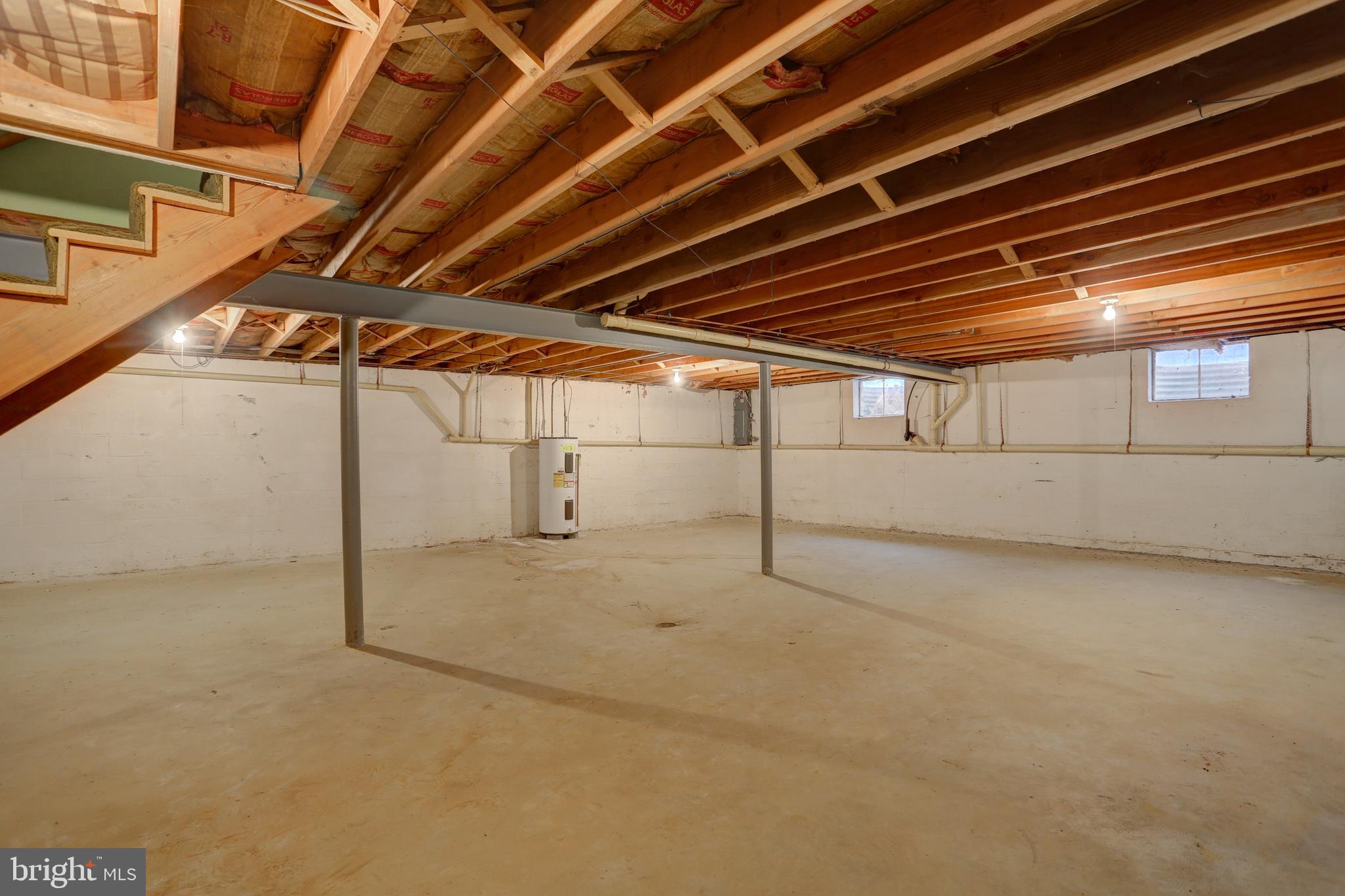 1128 Colonial Road Lancaster, PA 17603 - Photo 34 of 39 Gallery Image 34