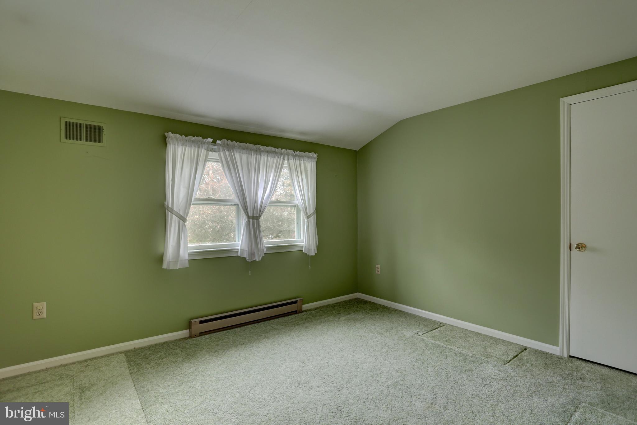 1128 Colonial Road Lancaster, PA 17603 - Photo 35 of 39 Gallery Image 35