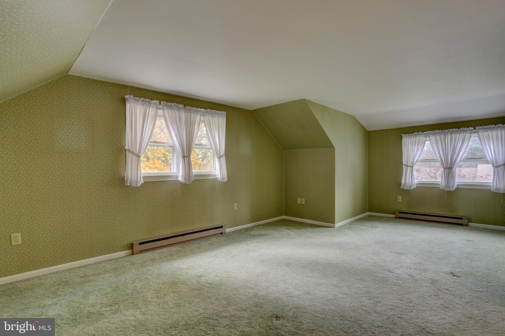 1128 Colonial Road Lancaster, PA 17603 - Photo 38 of 39 Gallery Image 38