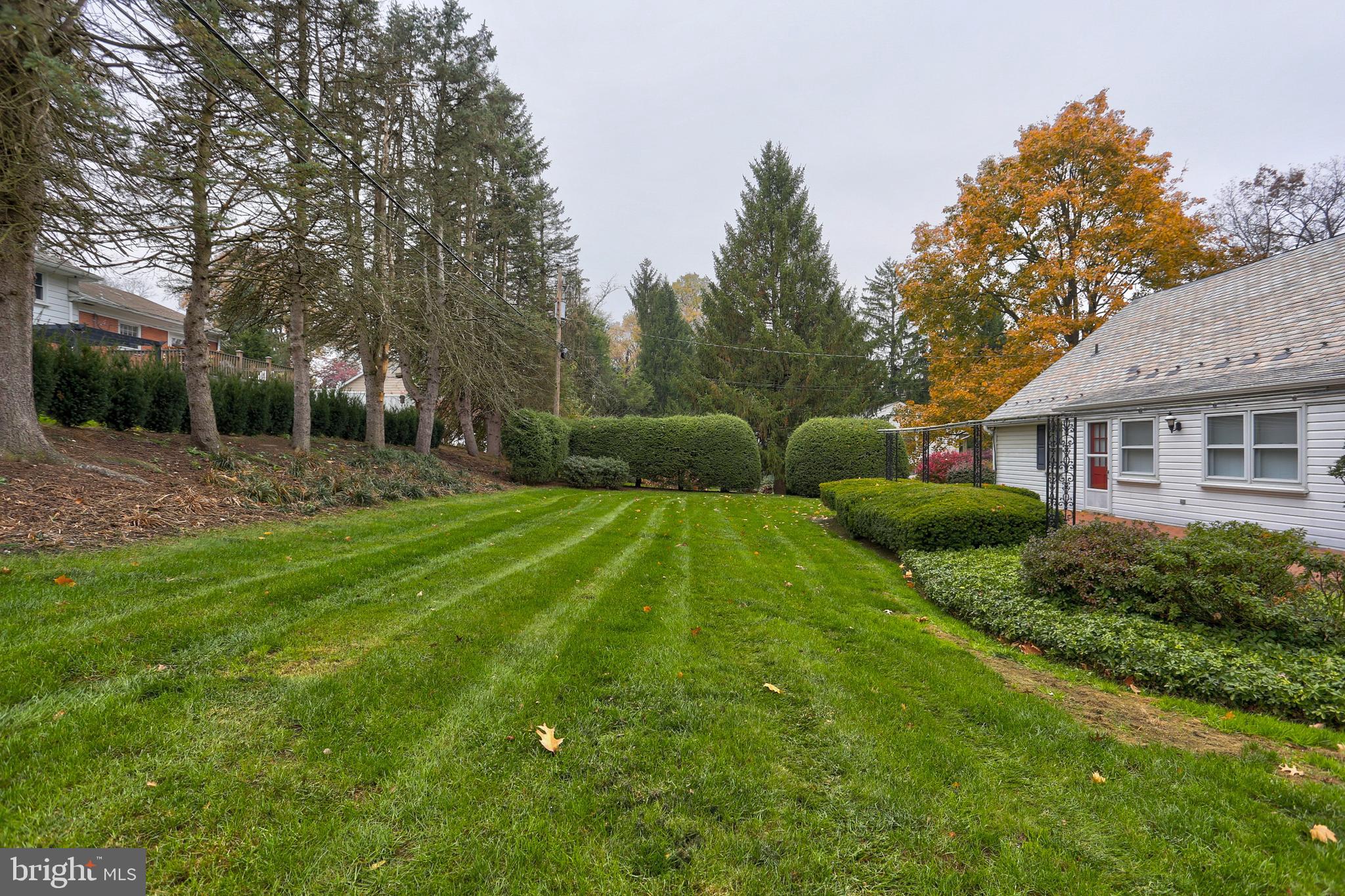 1128 Colonial Road Lancaster, PA 17603 - Photo 9 of 39 Gallery Image 9