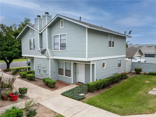 $395,000 | 311 Lolita Lane, Unit L, Santa Maria, CA 93458
