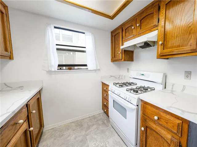 $425,000 | 311 Lolita Lane, Unit L, Santa Maria, CA 93458