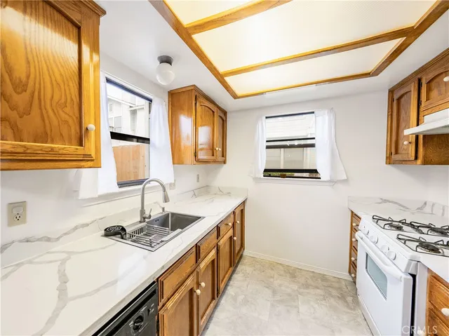 $425,000 | 311 Lolita Lane, Unit L, Santa Maria, CA 93458