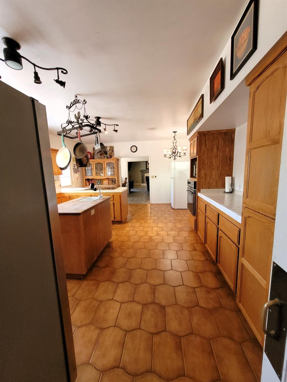 9985 Wendell Road Mountain Ranch, CA 95246 - Photo 31 of 83