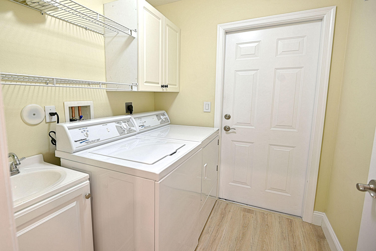 17861 Winterhawk Trail Jupiter, FL 33478 - Photo 37 of 64 Laundry